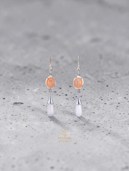 Moonstone Pendant in 925 Sterling Silver